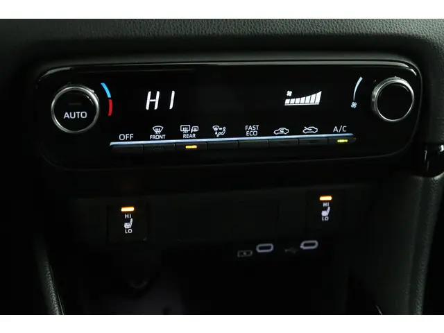 Toyota Yaris 1.5 Hybrid 115 Dynamic 2025 Hybride Benzine 6