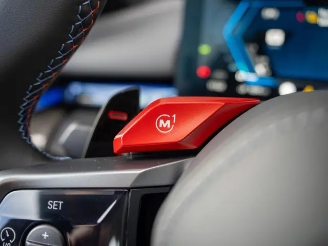 BMW M5 Touring 2026 Hybride Benzine 43