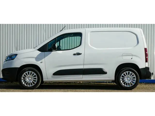 Toyota ProAce CITY 1.5 D-4D Cool - 3 persoons 2022 Diesel 6