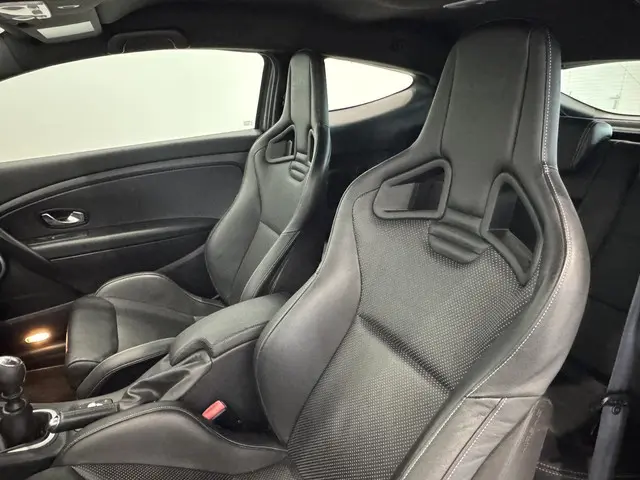 Renault Mégane Coupé 2.0 Turbo 250 RS 2012 Benzine 18