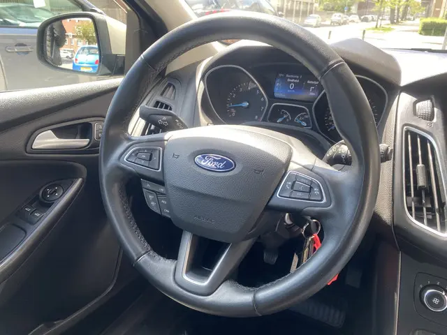 Ford Focus 1.0 Trend 2016 Benzine 12