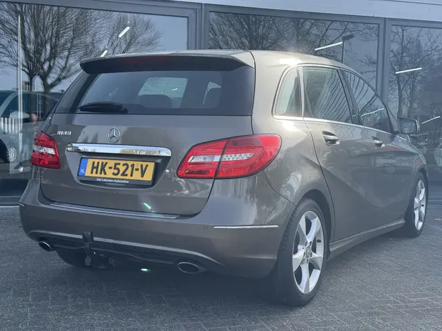 Mercedes-Benz B-Klasse 180 Prestige 2014 Benzine 11