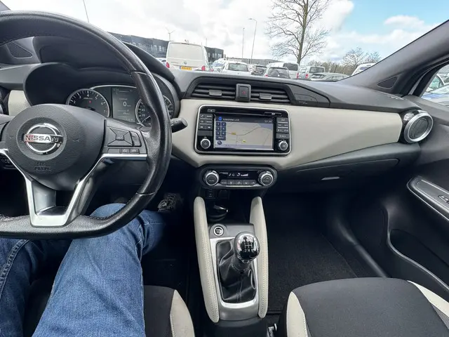 Nissan Micra 0.9 IG-T Tekna 2017 Benzine 13