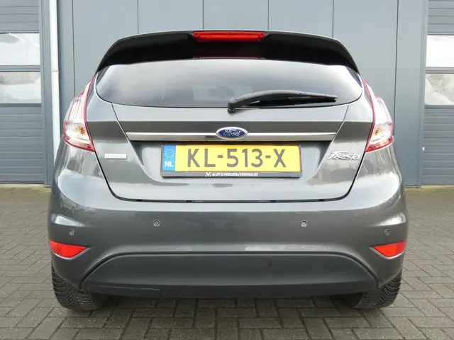 Ford Fiesta HELAAS VERKOCHT!!! 2015 Benzine 6