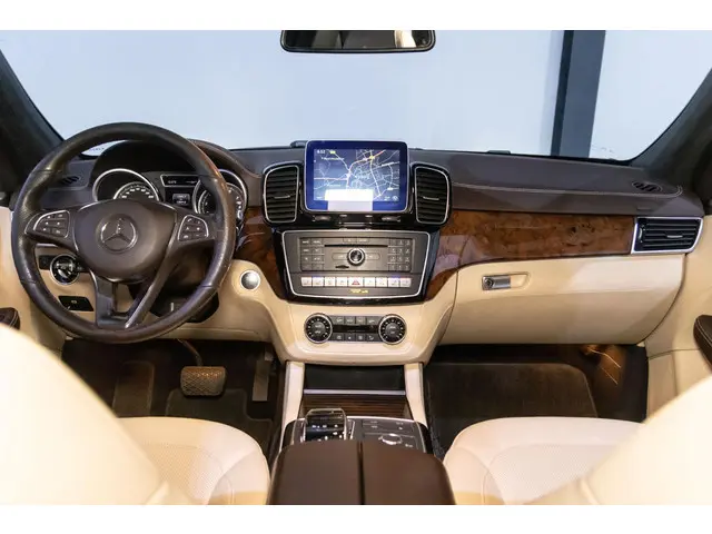 Mercedes-Benz GLE 500 e 4MATIC 2016 Hybride Benzine 33