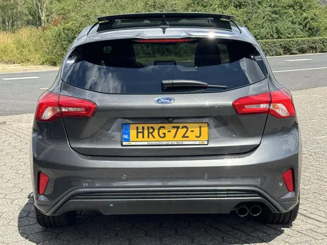 Ford Focus 1.0 EcoBoost Titanium X Business 2020 Benzine 6