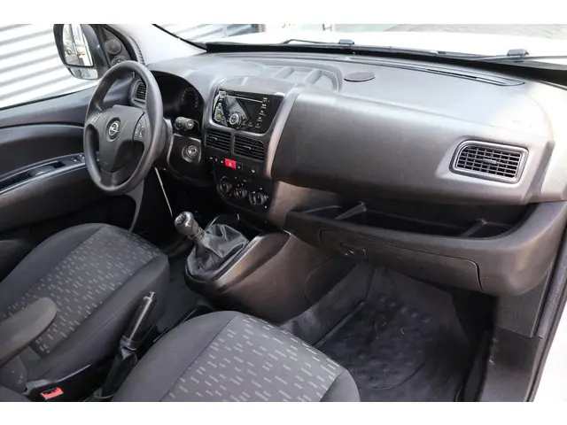 Opel Combo 1.6 CDTi L2H1 Edition 2019 Diesel 11