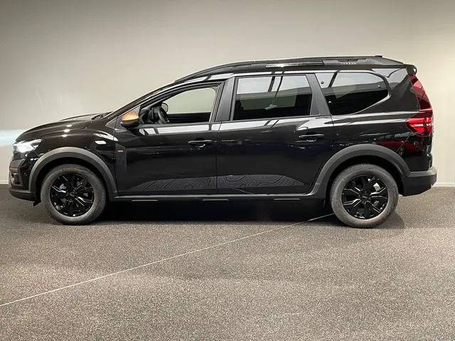 Dacia Jogger 1.0 TCe 110 Extreme 2024 Benzine 26
