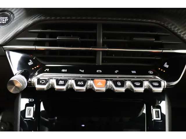 Peugeot e-2008 EV GT Pack 50 kWh 2021 Elektrisch 21