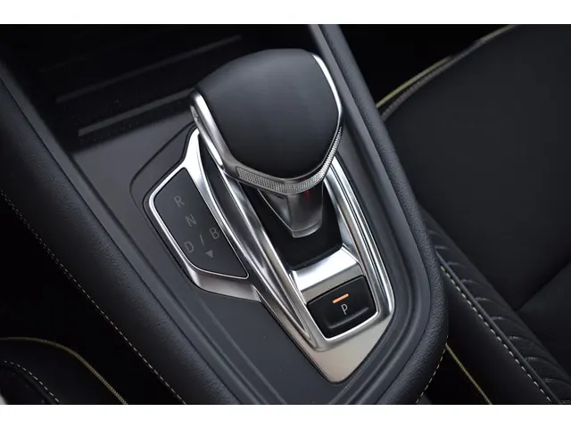 Renault Symbioz Iconic 2025 Hybride Benzine 24