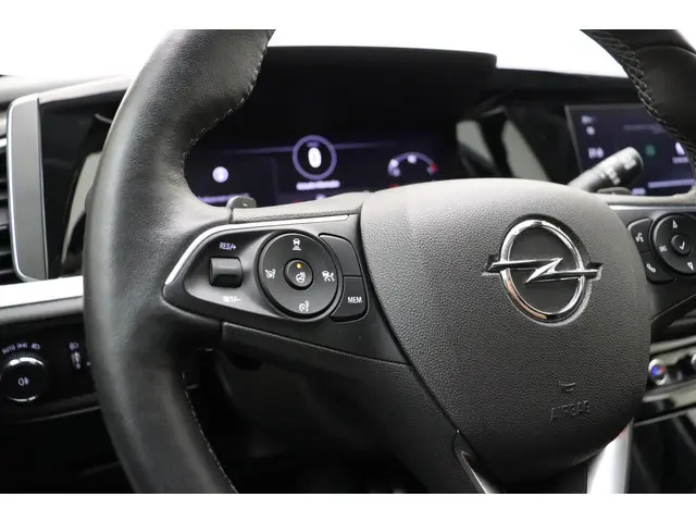 Opel Grandland 1.2 Turbo Level 3 2024 Benzine 31