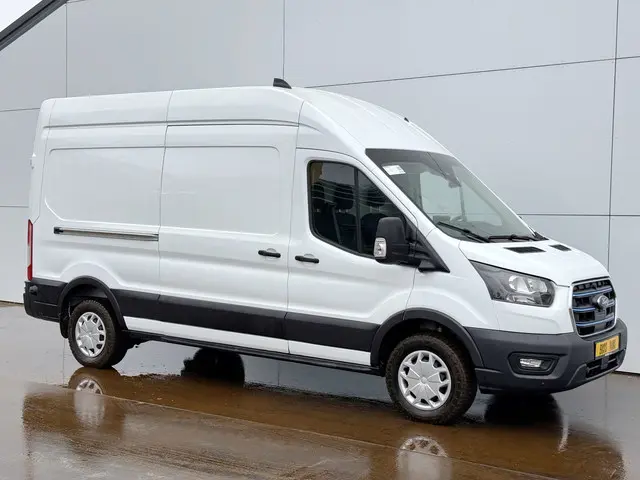 Ford E-Transit 390 184PK 2023 Elektrisch 4