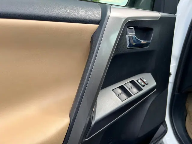 Toyota RAV4 2.5 Hybrid Executive 2019 Hybride Benzine 15