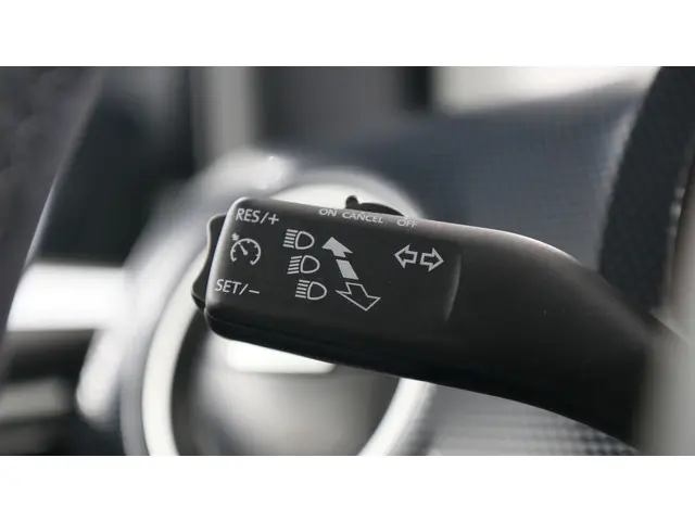 Volkswagen up! 1.0 BMT 60pk Move up! 2020 Benzine 23