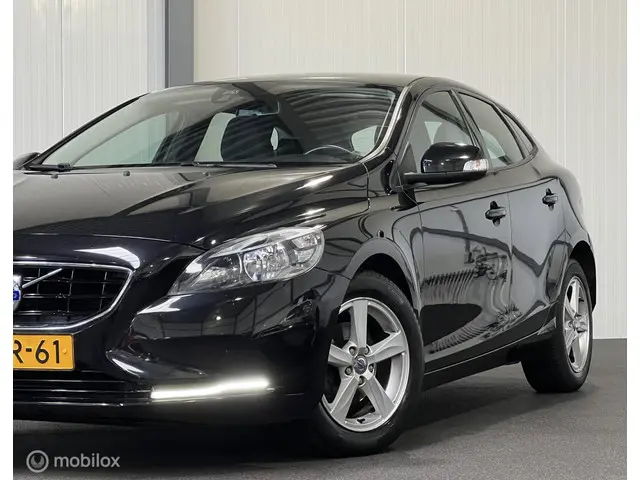 Volvo V40 1.6 D2 Kinetic [ NAP navigatie pdc ] 2013 Diesel 14