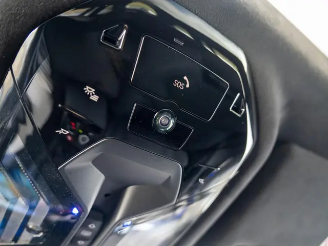 BMW M5 Touring 2026 Hybride Benzine 56