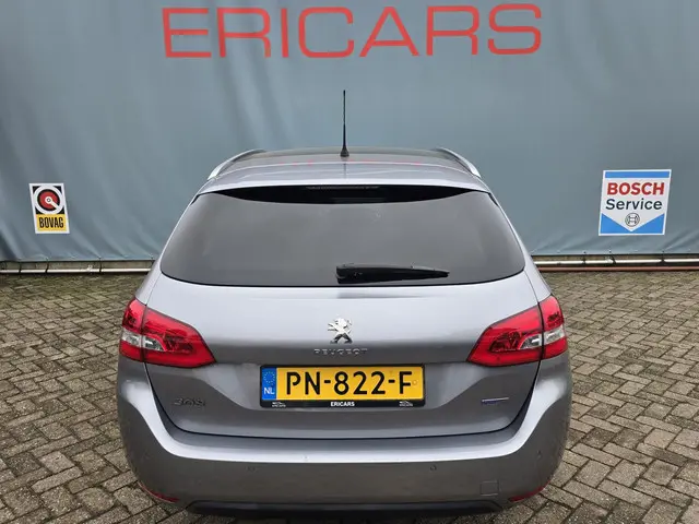 Peugeot 308 SW 1.2 PureTech Blue Lion 2017 Benzine 4