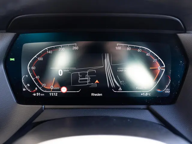 BMW 1 Serie 120i 2022 Benzine 19