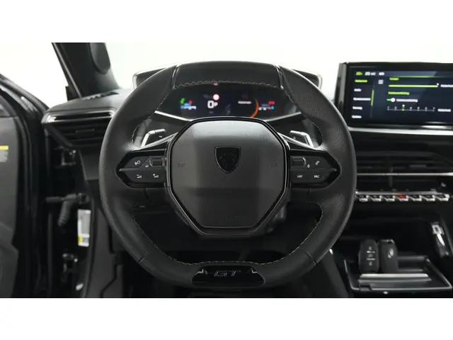 Peugeot 2008 PureTech 130 EAT8 GT 2024 Benzine 37