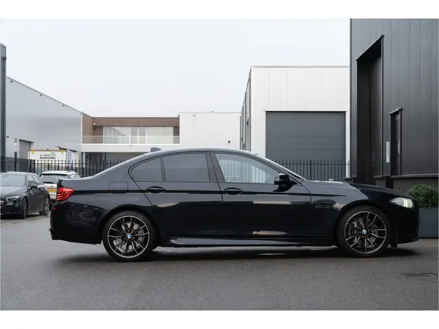 BMW 5 Serie 528i High Executive | 2013 Benzine 28