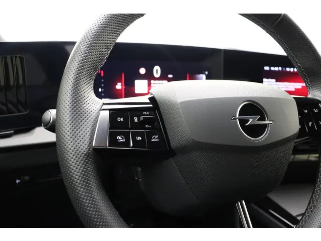 Opel Astra 1.2 Turbo 130pk GS 2024 Benzine 31