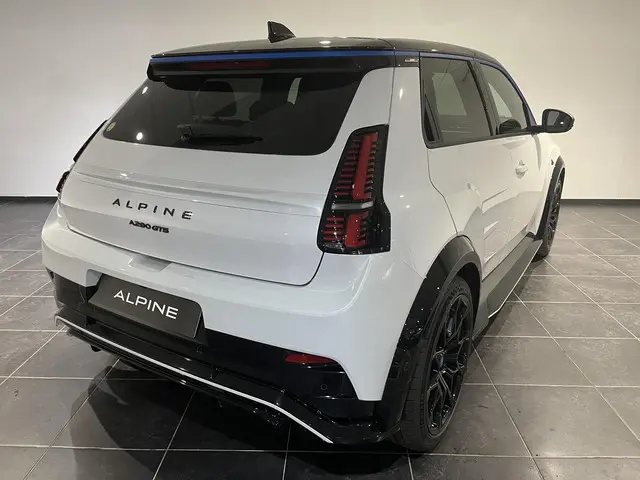 Alpine A290 2