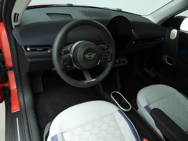 MINI 3-Deurs Cooper E 2025 Elektrisch 6