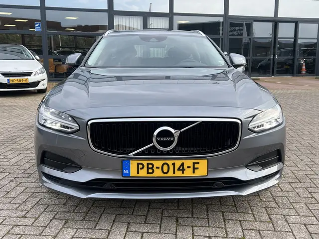 Volvo V90 2.0 D4 190 pk Momentum 2017 Diesel 8