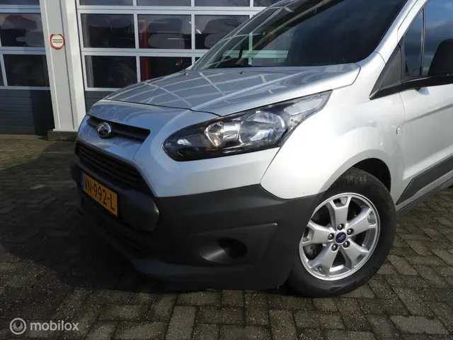 Ford Transit Connect 2