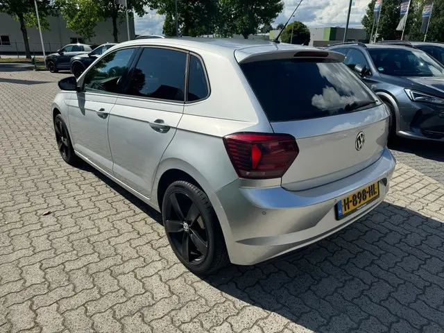Volkswagen Polo 1.0 TSI Comfortline 2019 Benzine 22