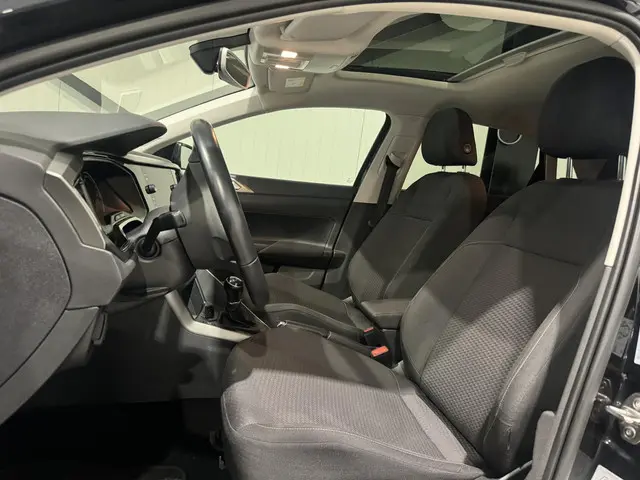 Volkswagen Polo 1.0 TSI R-LINE 2019 Benzine 9