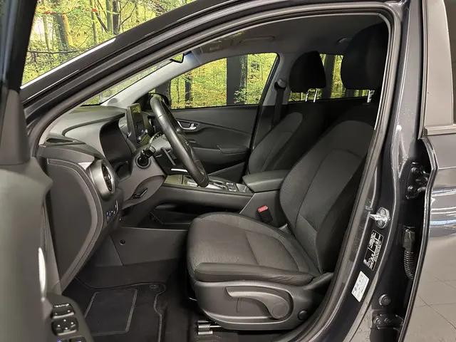 Hyundai Kona EV Comfort Smart 39 kWh 2022 Elektrisch 8