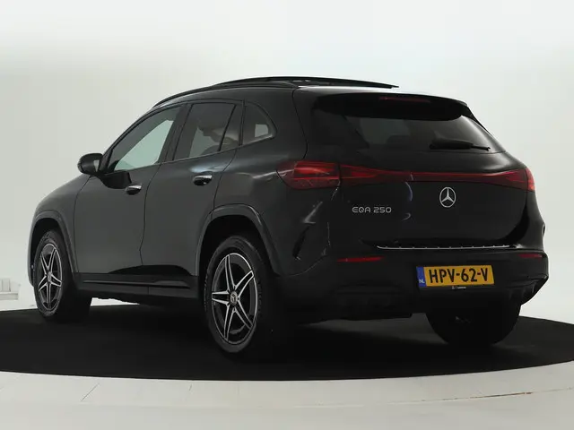 Mercedes-Benz EQA 250 AMG Line 67 kWh 2024 Elektrisch 18