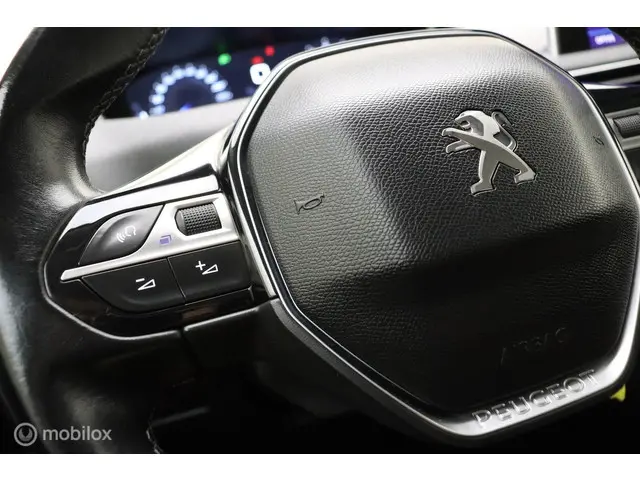 Peugeot 5008 1.2 PureTech Active 2018 Benzine 17