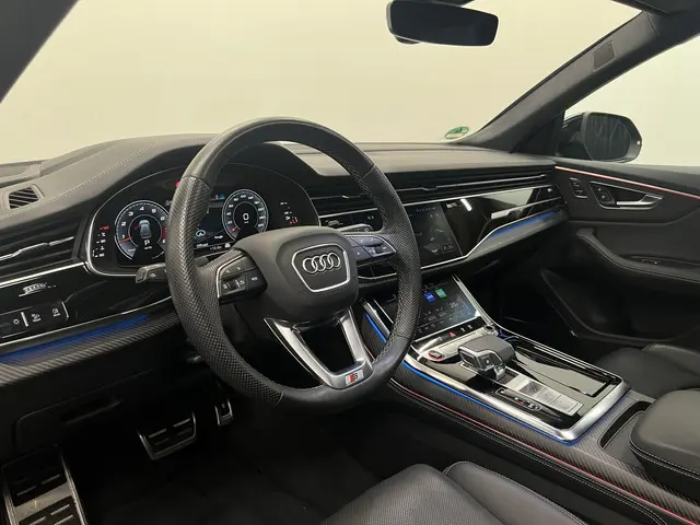 Audi SQ8 2