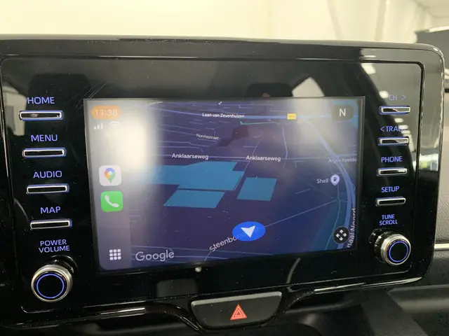 Toyota Yaris 1.5 Hybrid Dynamic 2021 Hybride Benzine 11
