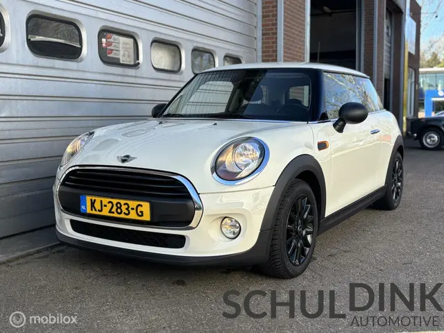 MINI One 2