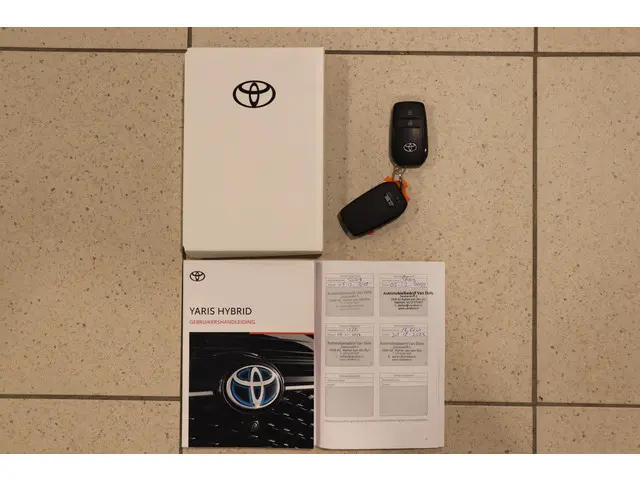 Toyota Yaris 1.5 Hybrid Executive, 2020 Hybride Benzine 37