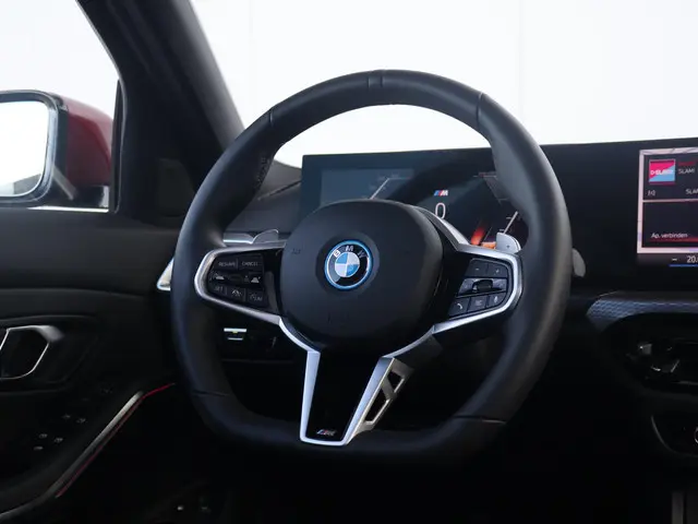 BMW 3 Serie Touring 330e 2025 Hybride Benzine 16