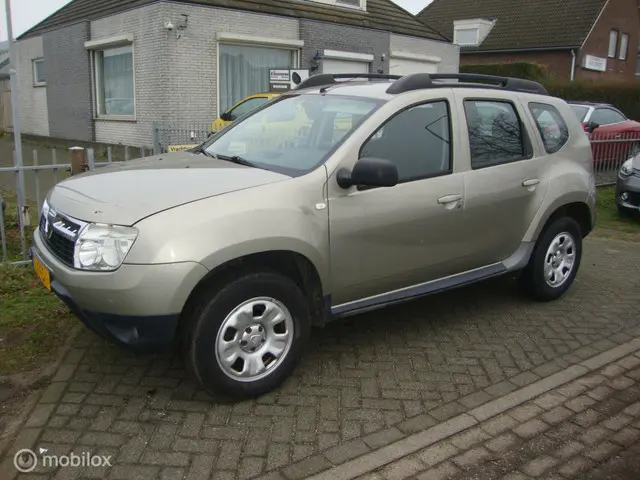 Dacia Duster 1.6 SCe 4x2 2012 Benzine
