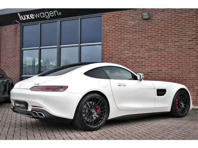 Mercedes-Benz AMG GT 4.0 S 2020 Benzine 32