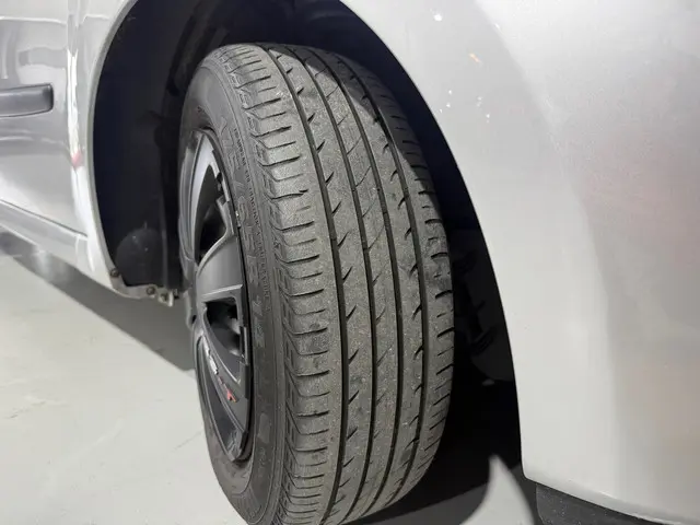 Renault Twingo 1.2 16V Acces 2013 Benzine 16