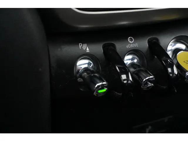 MINI Countryman SE 2020 Hybride Benzine 16