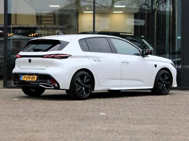 Peugeot 308 1.2 PureTech GT Pack Business 2022 Benzine 6