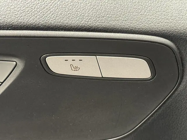 Mercedes-Benz eVito eVito Lang 66 kWh 2023 Elektrisch 32