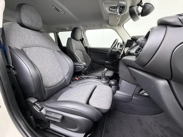 MINI Cooper Mini 1.5 Pepper 2019 Benzine 38