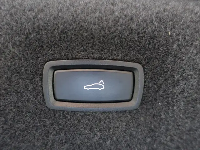 Porsche Taycan 4S Performance 84 kWh- 2020 Elektrisch 31