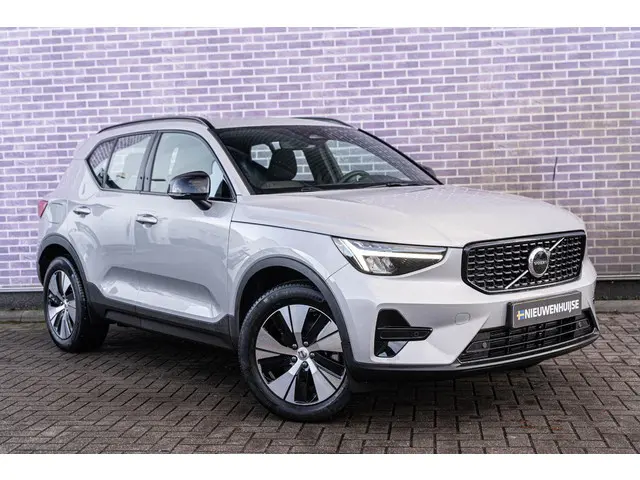 Volvo XC40 3