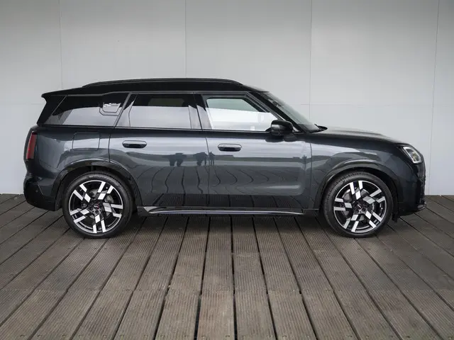 MINI Countryman E 2024 Elektrisch 4
