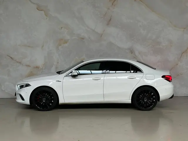 Mercedes-Benz A-Klasse 220 2019 Benzine 6